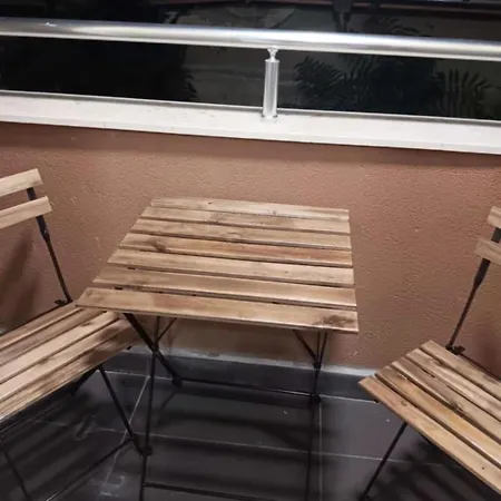 Double Next To Nbu And Merto Station, Free Parking