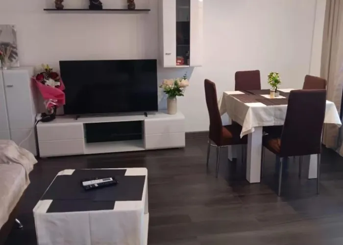 Next To Nbu And Merto Station, Free Parking